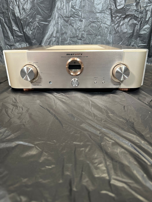 Marantz SC-7S2 Stereo Control Amplifier Customer Trade-In 3 of 3 - Safe and Sound HQ